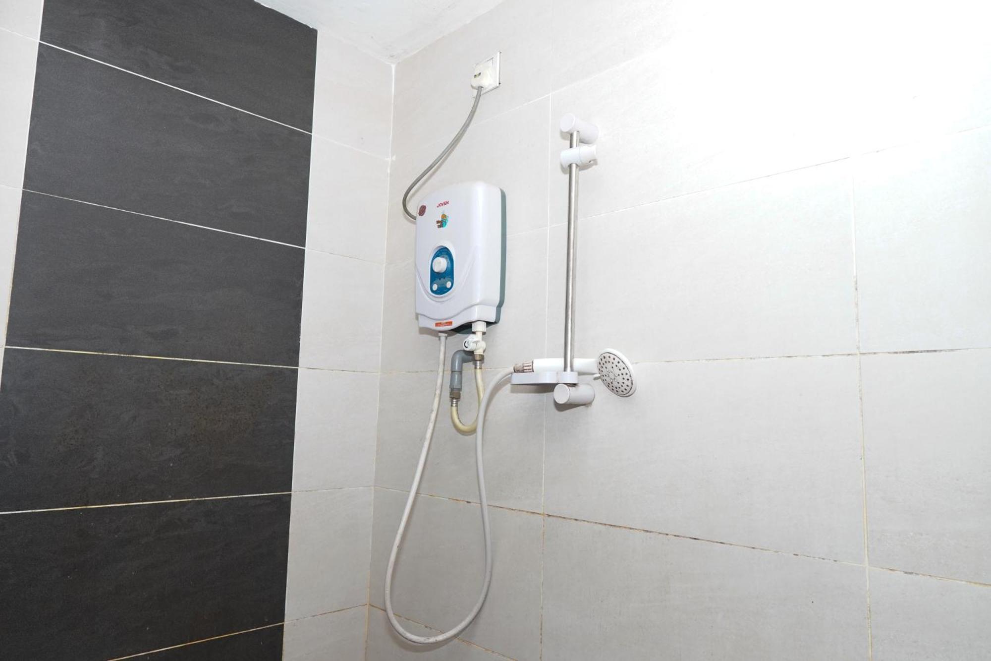 Hotel Shri Putiri Pasir Gudang Εξωτερικό φωτογραφία